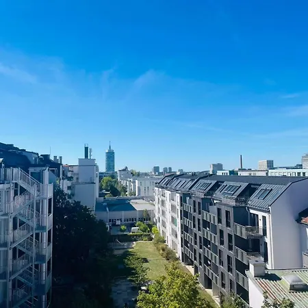 Double In A Quiet Shared Flat 400m From Oktoberfest Privatunterkunft München